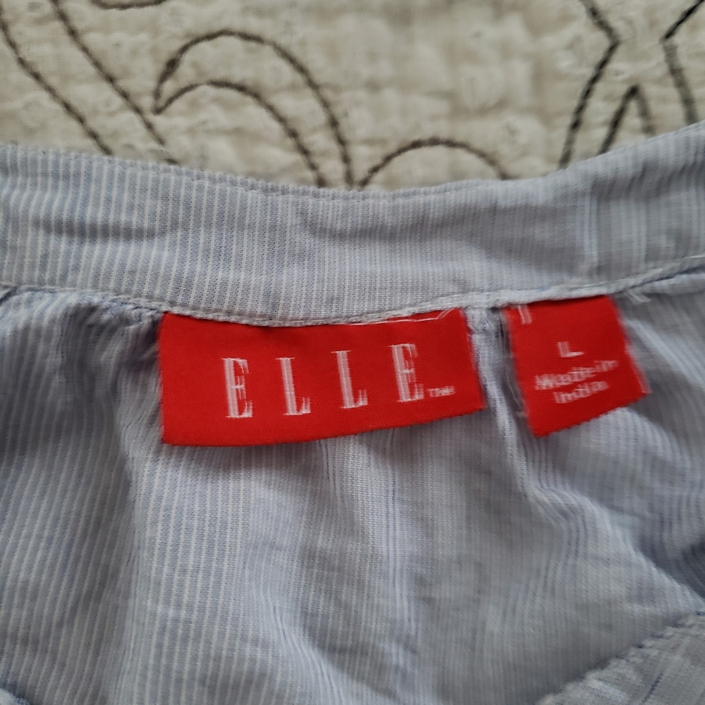 Elle Ruffled Blouse - Picture 10 of 10